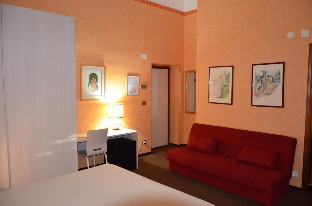 Hotel Corona Termoli Exteriér fotografie
